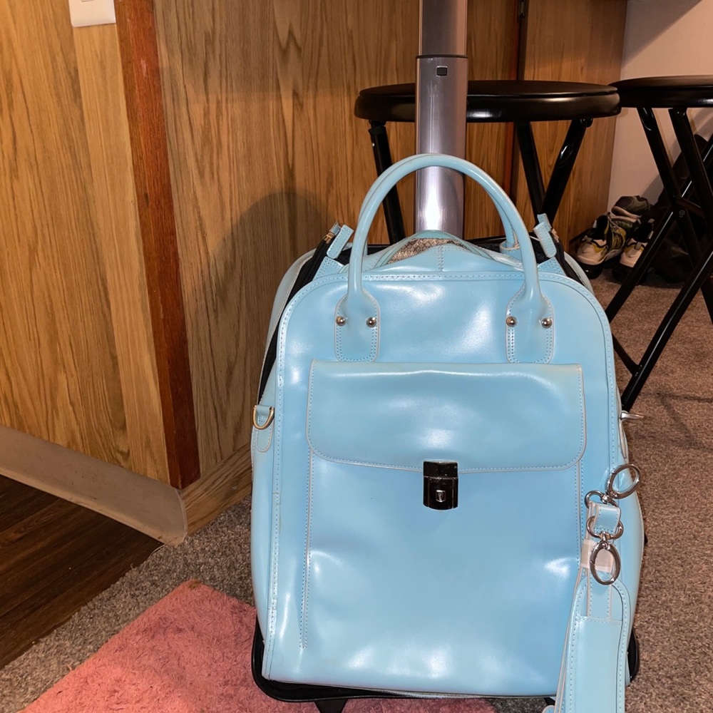 Beautiful Leather McKlien Detachable Travel Bag